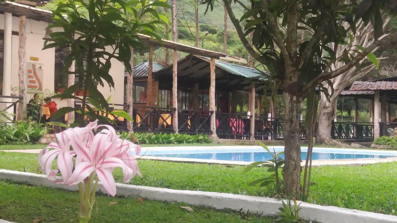 Hosteria La Eterna Primavera Huigra Buitenkant foto