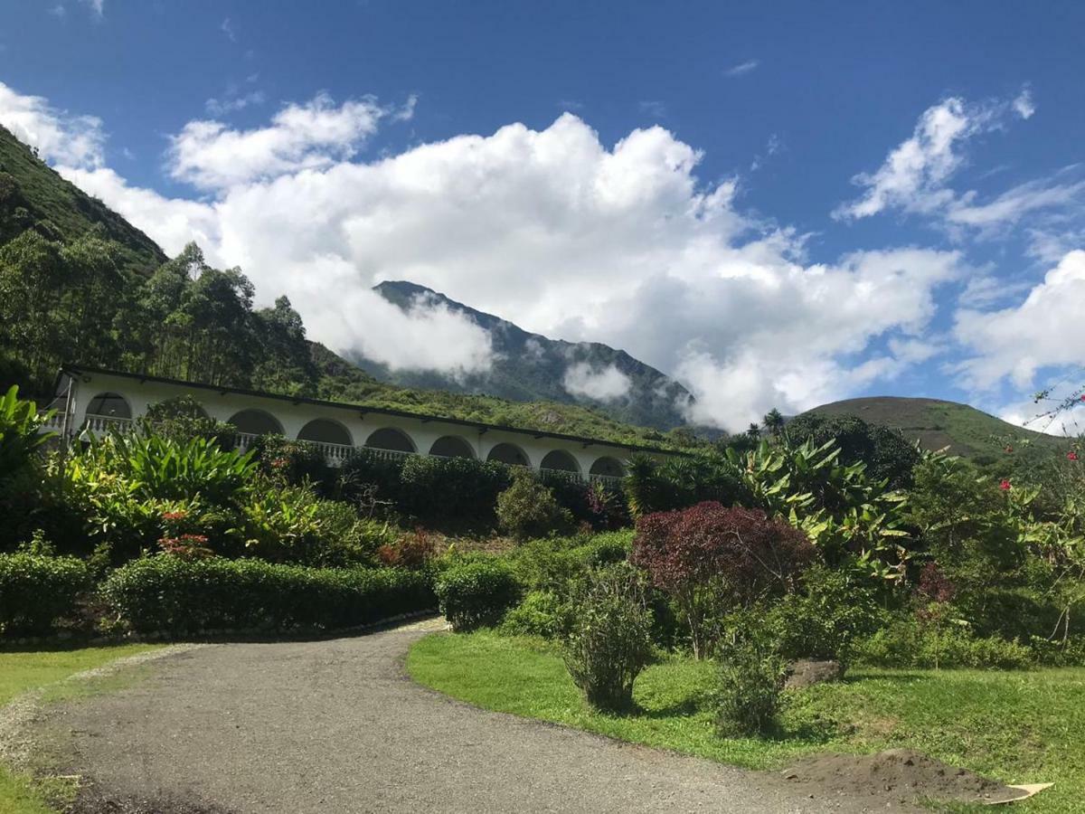 Hosteria La Eterna Primavera Huigra Buitenkant foto